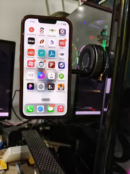 Vacuum Suction Magnetic Bracket – Strong Hold, Zero Damage